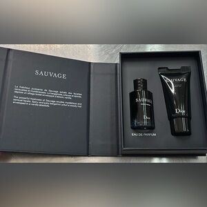 Dior Sauvage Eau de Parfum & Shower Gel Set Travel Set/ Sample